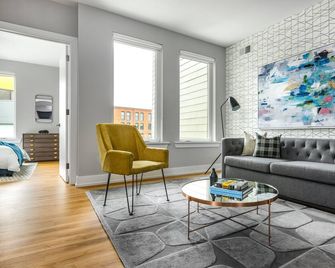 StayCozy at The Frankford - Philadelphia - Wohnzimmer