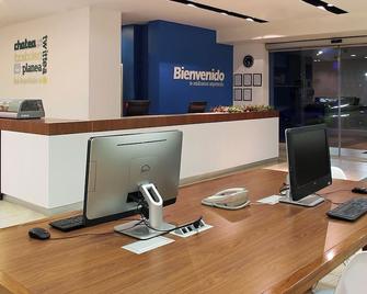 One Queretaro Aeropuerto - Santiago de Querétaro - Recepción