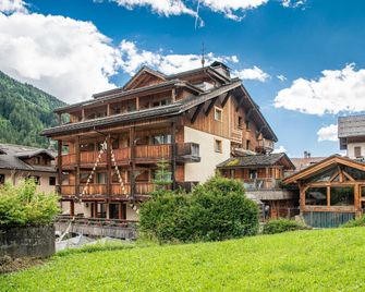Best Western Chalet Les Saytels - Le Grand-Bornand - Building