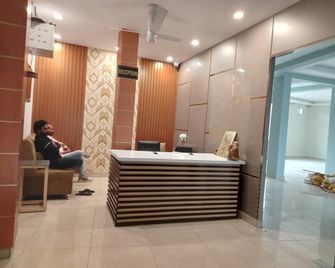 Hotel Viraj - Bijnor - Recepción