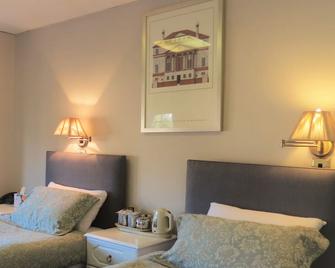 Hunters Lodge Guest House - Southampton - Bedroom