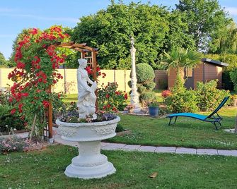 Gite Du Pont D'amourette - Mayenne - Vista del exterior