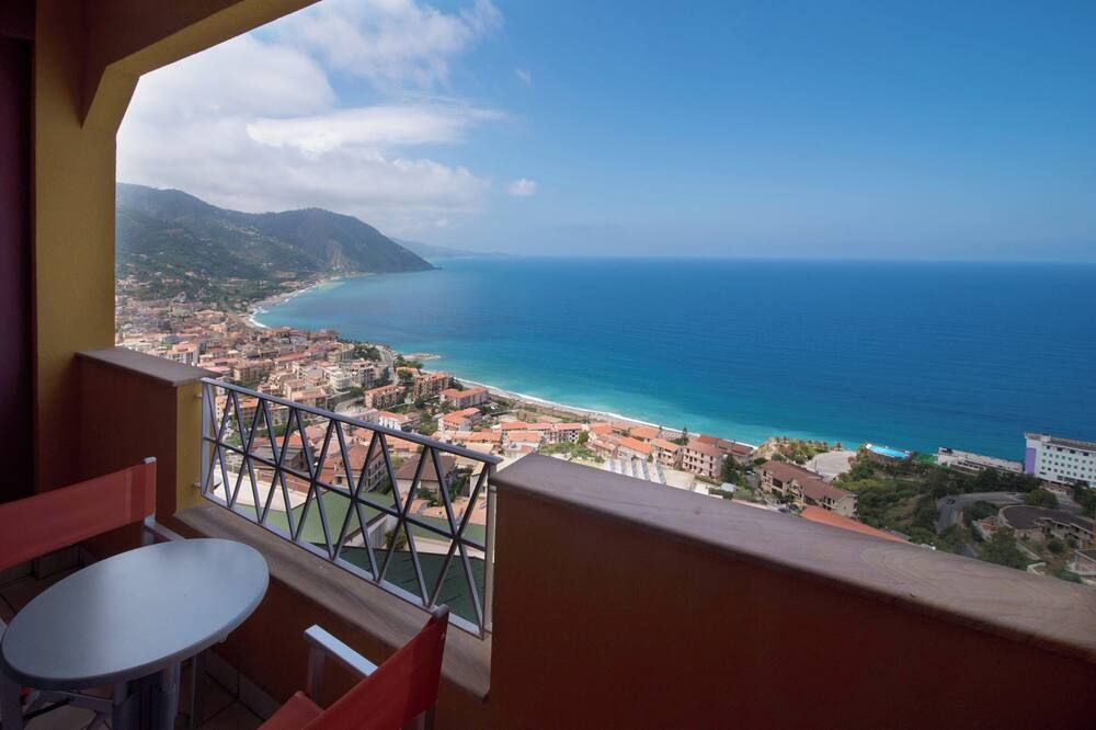 Gh Avalon Sikani - Gioiosa Marea - Balcon