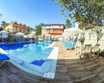 Gocek Centre Hotel - Göcek - Pool