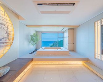 Yeonhwamoon Hotel Byeonsan - Buan