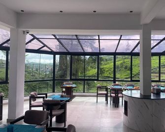 Montagna Luxury Hotel - Nuwara Eliya