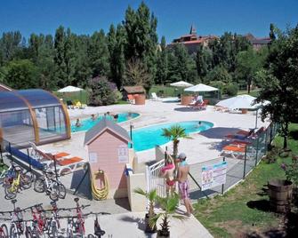 Le Hameau Des Genets - Montlaur - Piscina