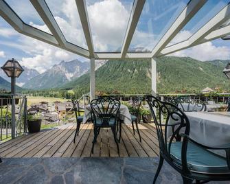 Hotel Royal und Ferienhaus Annabel - Sesto - Balkon