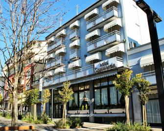 Hotel Ristorante Commercio - Salo - Будівля
