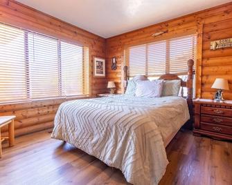 Enjoy Privacy and Mountain Views At Our 50 Acre Ranch Near 2 of Utah's Mighty 5! - New Harmony - Habitación