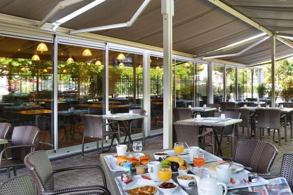 B&B HOTEL Montbéliard-Sochaux thumbnail 3