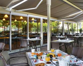 B&B HOTEL Montbéliard-Sochaux - Sochaux - Restaurace