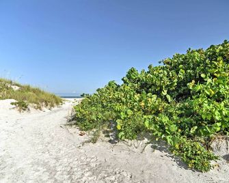 'Sea Turtle Suite' Condo w/ Clearwater Beach Views - Clearwater - Outdoors view