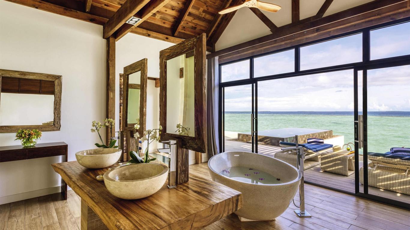 Kuredhivaru Resort & Spa Maldives