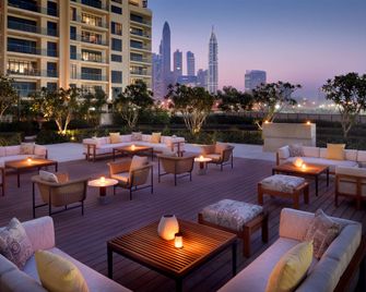 Vida Emirates Hills - Dubai - Patio