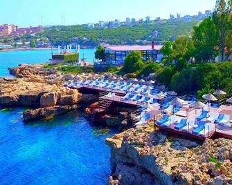 Maya Bistro Hotel & Beach - Seferihisar - Playa