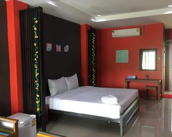 Na Kabin Resort - Kabin Buri - Habitación