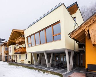 Holiday home near Kaprun Zell am See - Stuhlfelden - Budova