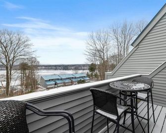 Townhome w/ amazing Paugus Bay - Lake Winnipesaukee - Views - Laconia - Balkón