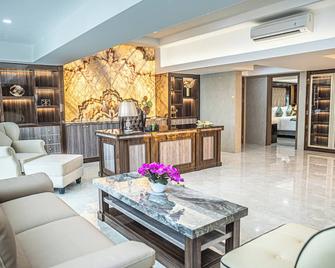 Dream of Aventus Hotel Kuta - Denpasar - Lobby