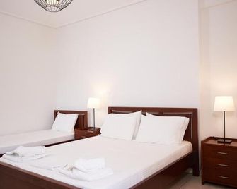 Thea Studios - Foinikounta - Slaapkamer