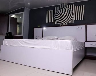 Labake Cottage Hotel - Port Harcourt - Habitación