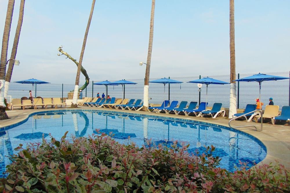 روزيتا هوتل - بورتو فولارتا - حوض السباحة