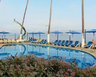 Hotel Rosita - פוארטו ויארטה - בריכה