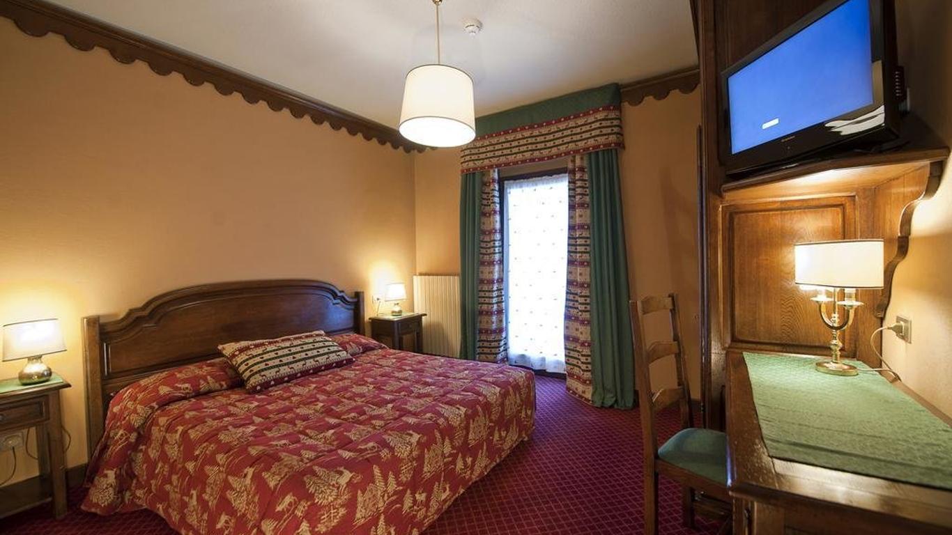 Hotel Jumeaux