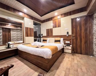 Hotel Victory near Mall Road - Shimla