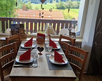 Ferienwohnung deine Auszeit im Allgäu - Missen-Wilhams - Comedor