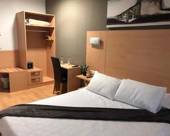 Hotel Villa de los Arcos - Los Arcos - Bedroom