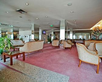 Hotel Premium Porto - Aeroporto - Maia (Porto) - Salónek