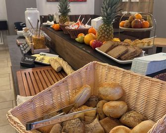 H24 Parkhotel Thale - Thale - Buffet