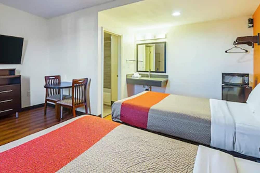 Motel 6 Hesperia Va East - Hesperia - Camera da letto