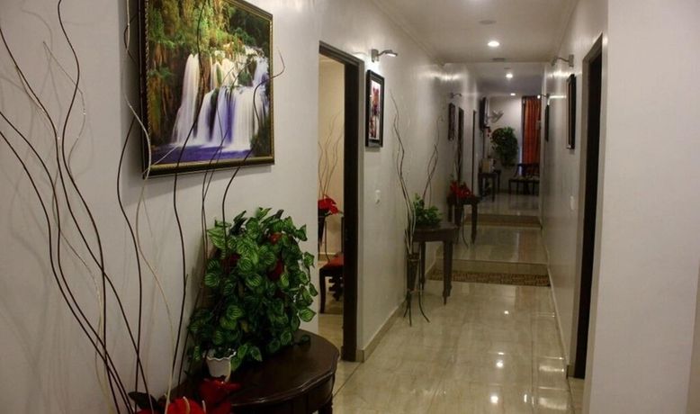 21 Milestone Hotel and Resort - Neu-Delhi - Flur