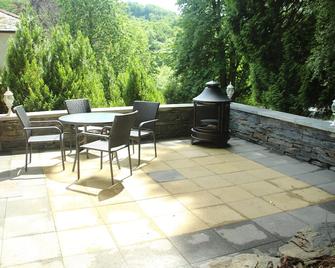 Lledr House Hostel - Dolwyddelan - Patio