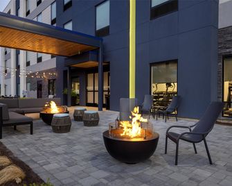 Home2 Suites by Hilton Salisbury Fruitland - Fruitland - Building