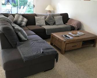 Beach Avenue Inverloch - Inverloch - Living room