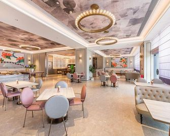 James Joyce Coffetel·Guangzhou South Railway Station Nanpu Metro Station - Guangzhou - Restoran
