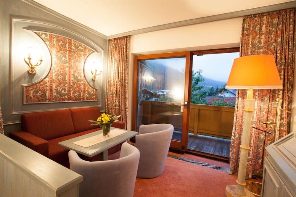 Hotel Donnerhof - Fulpmes - Living room
