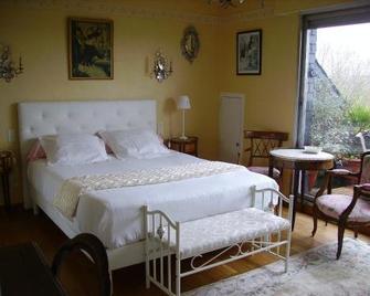 A L'Ombre du Mont St Michel - Huisnes-sur-Mer - Bedroom