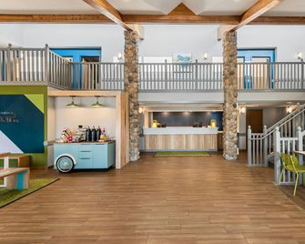 Spark by Hilton Cedar Falls - Cedar Falls - Lobby