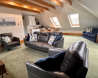 Harbourview Inn - Digby - Living room