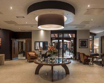 The Chambers - Park Place - Apartments - Leeds - Lobby