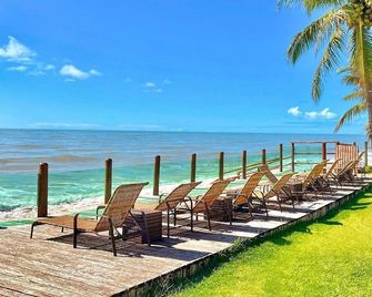 Cahy Praia Hotel - Prado - Plaża