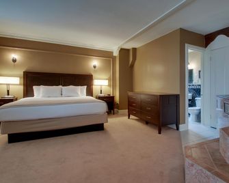 Knickerbocker on the Lake - Milwaukee - Bedroom