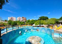 DiRoma Fiori com um dia no Acqua park, Splash e Slide - Caldas Novas - Pool