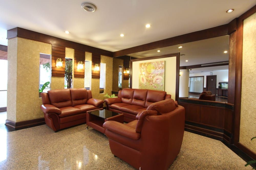 كاميلوت هوتل باتايا