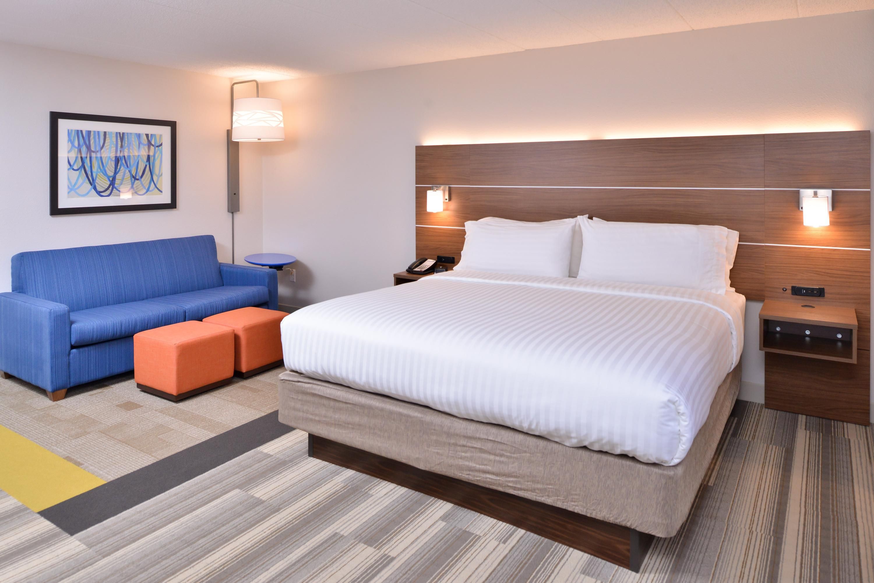 Holiday Inn Express & Suites Indianapolis Dtn-Conv Ctr Area By IHG - אינדיאנאפוליס - חדר שינה